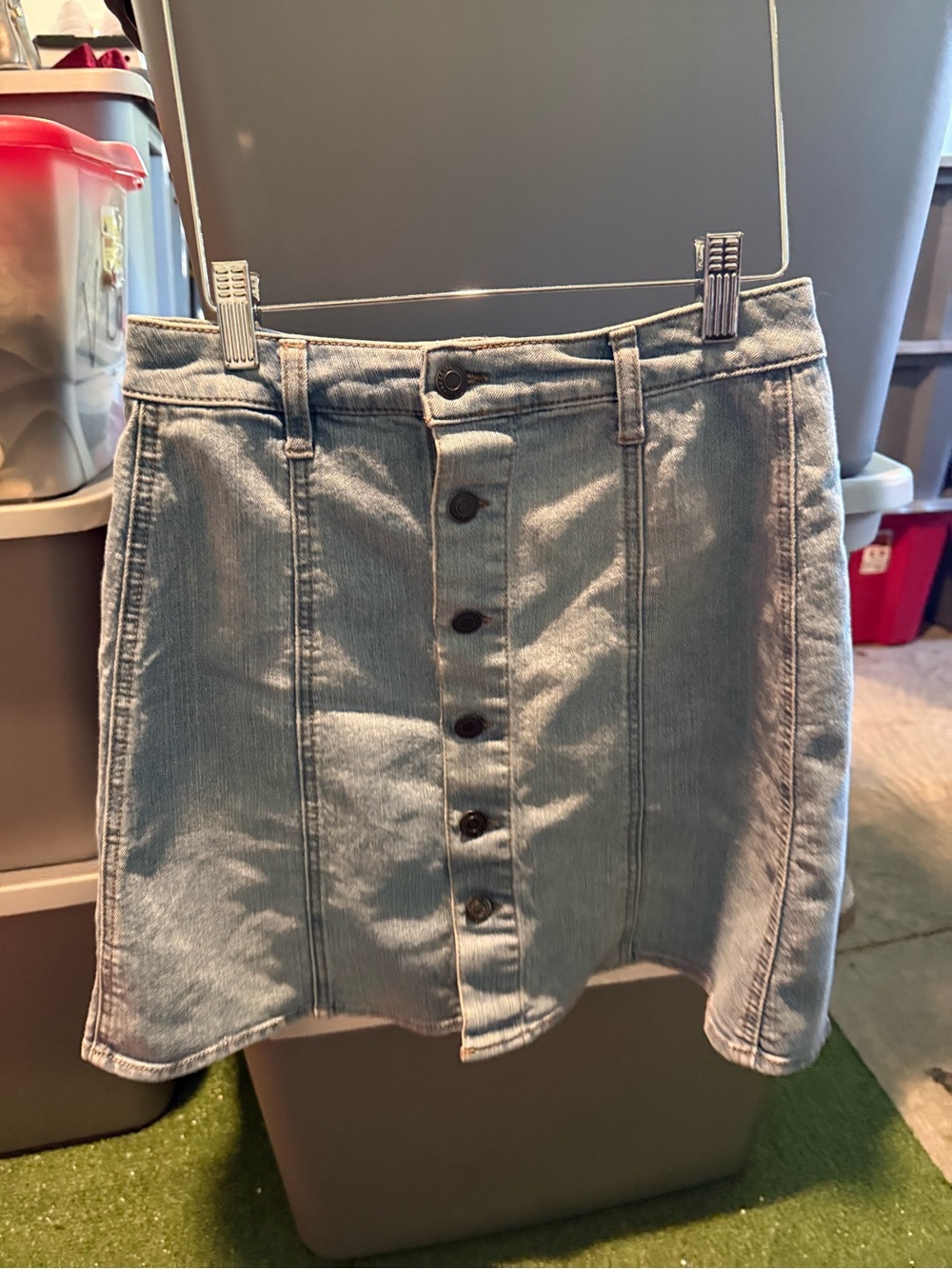 Light Blue Button-Front Denim Skirt - Women's mp1